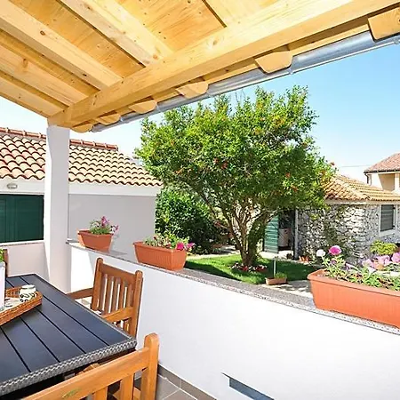 Lavanda Apartamento Poljana (Ugljan)