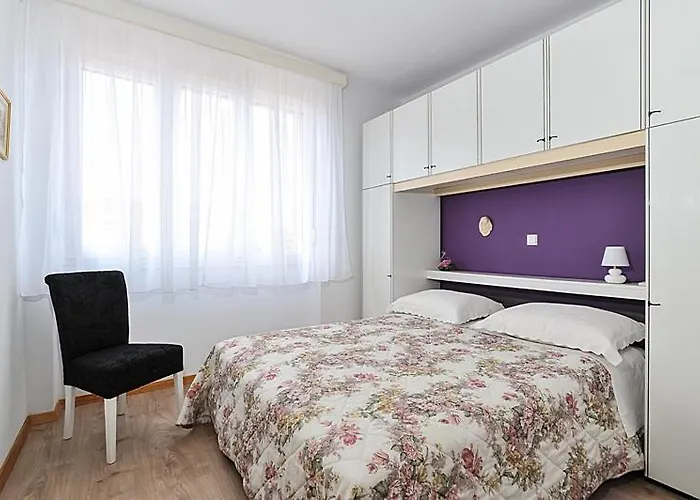 Lavanda Poljana (Ugljan)